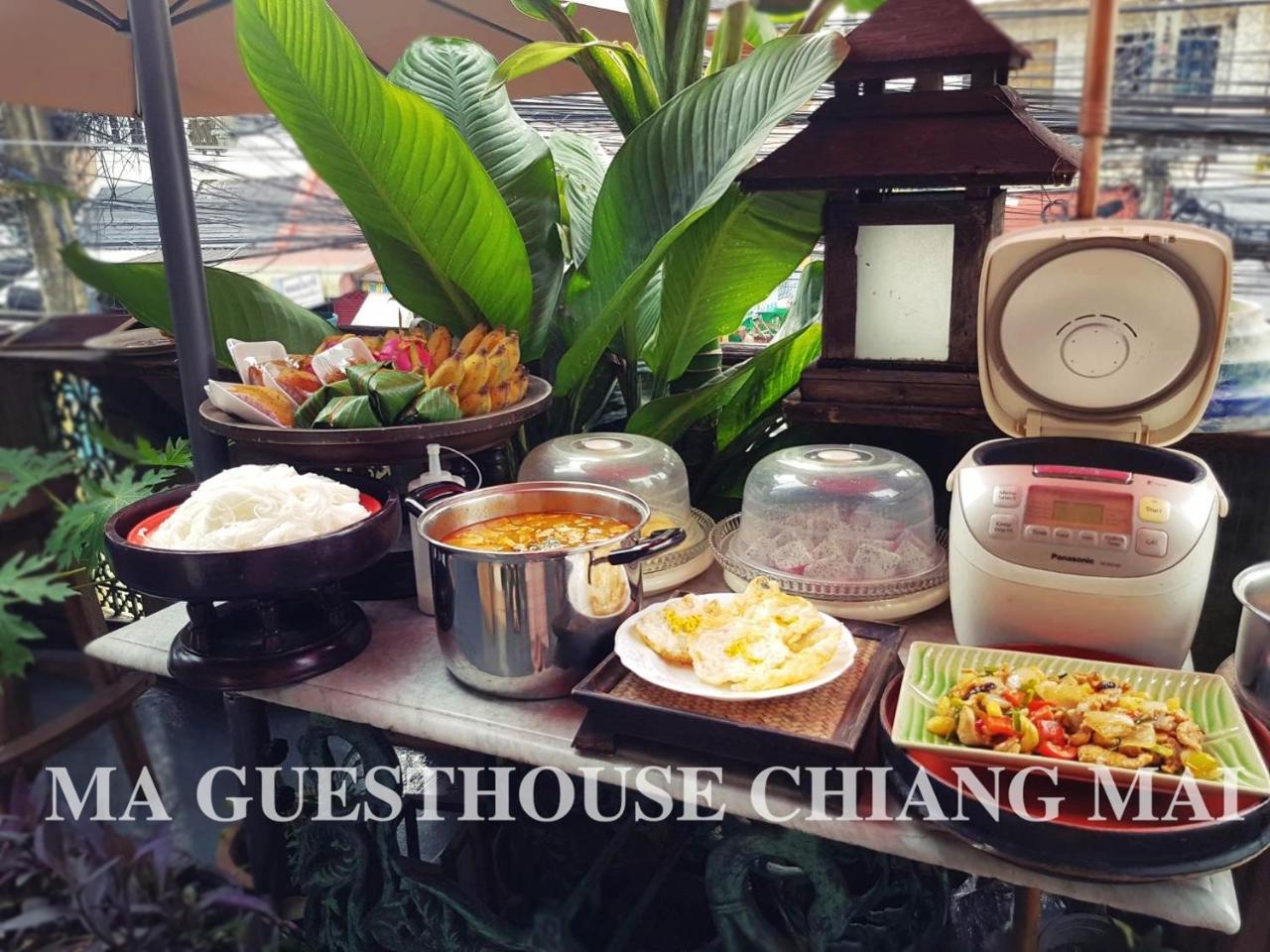 Ma Guesthouse Chiang Mai Esterno foto